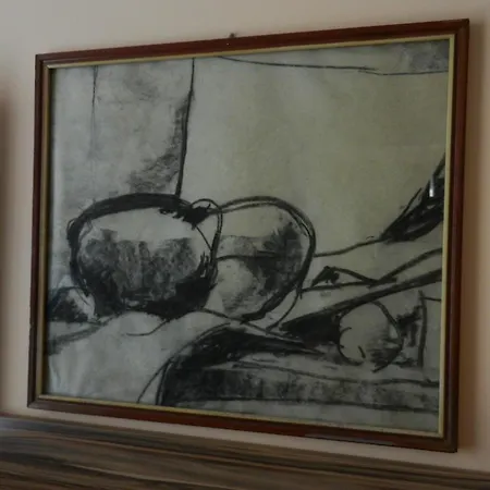 Navyblue 格丁尼亚