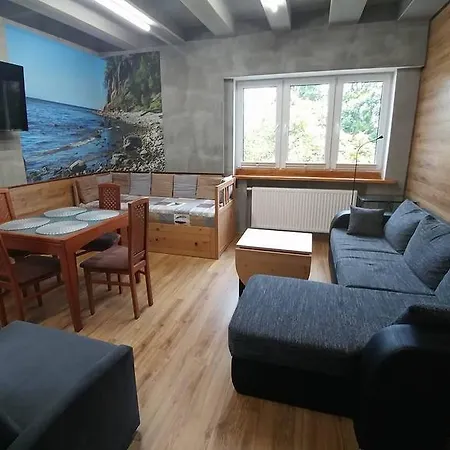 Navyblue アパート グディニャ